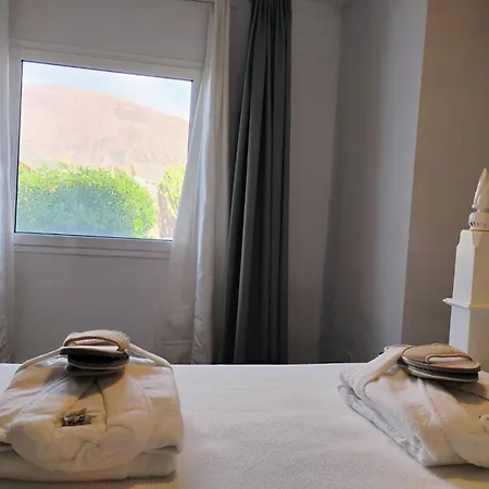 Ocean - Volcano House Teguise (Lanzarote)