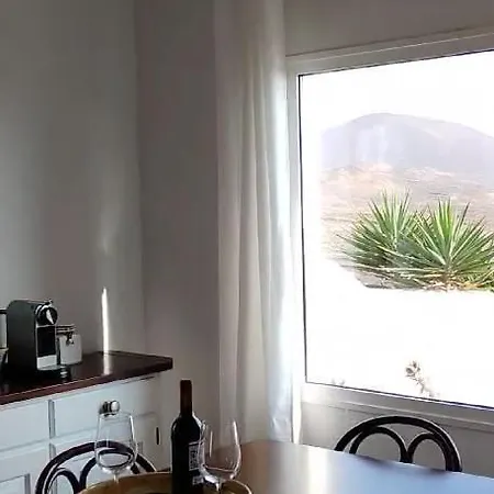 Ocean - Volcano House * تيغيسي
